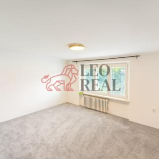 Pronájem bytu 3+1 62 m² Komárov