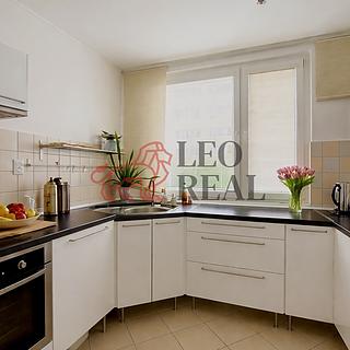 Pronájem bytu 4+1 86 m² Hodonín, Slunečná