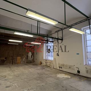 Pronájem garáže 69 m² Ústí nad Labem Krásné Březno, Drážďanská