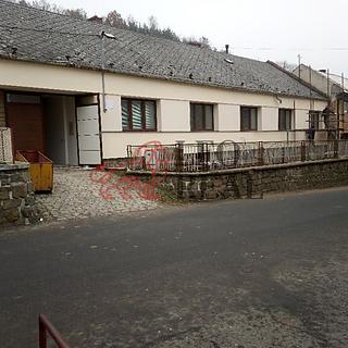 Prodej rodinného domu 200 m² Veselíčko