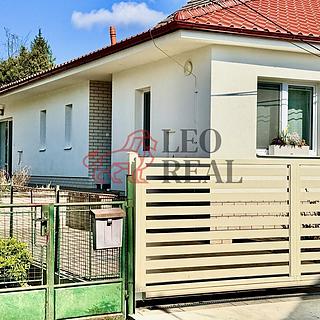 Prodej rodinného domu 82 m² Buchlovice, Helštýn