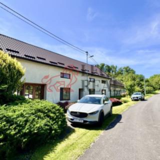 Prodej rodinného domu 225 m² Litenčice Strabenice