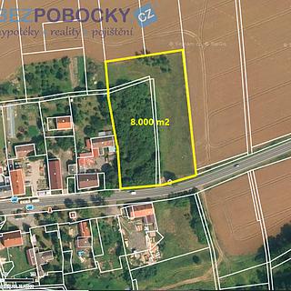 Prodej stavební parcely 8 000 m² Liběšice