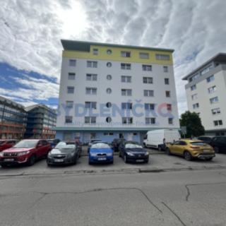 Pronájem bytu 1+kk a garsoniéry 33 m² České Budějovice 2