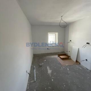 Pronájem bytu 2+1 75 m² Větřní, V Lukách