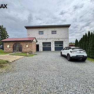 Prodej výrobního objektu 313 m² Dolní Újezd Staměřice