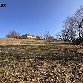 Prodej stavební parcely 4 000 m² Kladky