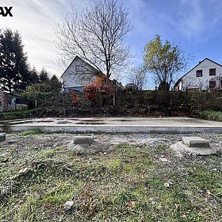 Prodej stavební parcely 1071 m&sup2; Biskupice