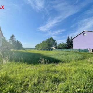 Prodej stavební parcely 679 m² Přáslavice