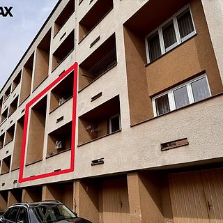 Prodej bytu 3+1 89 m² Hulín, nám. Míru