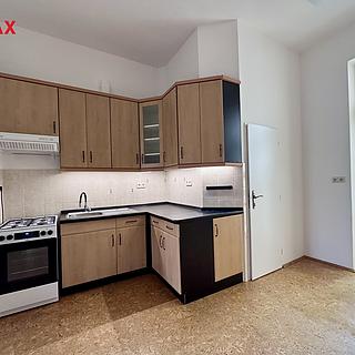 Pronájem bytu 2+1 75 m² Olomouc