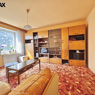 Prodej bytu 3+1 89 m² Hulín, nám. Míru