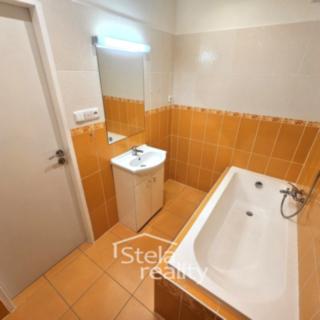 Pronájem bytu 2+1 64 m² Bruntál, tř. Obr. míru