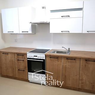 Pronájem bytu 1+1 35 m² Bruntál