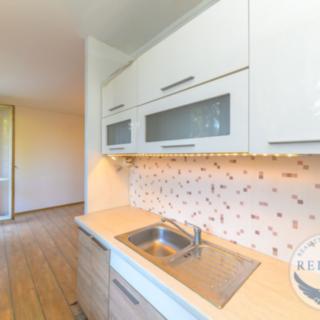 Prodej bytu 1+kk, garsoniery 34 m² Praha