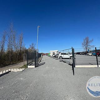 Pronájem komerčního pozemku 6000 m&sup2; Odolena Voda