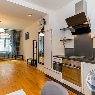 Pronájem bytu 2+kk 48 m&sup2; Praha