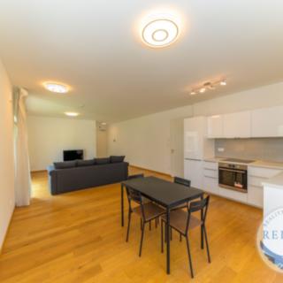Pronájem bytu 2+kk 96 m² Praha Smíchov, Kobrova