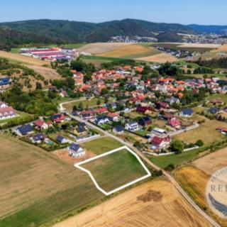 Prodej stavební parcely 2551 m² Trubín