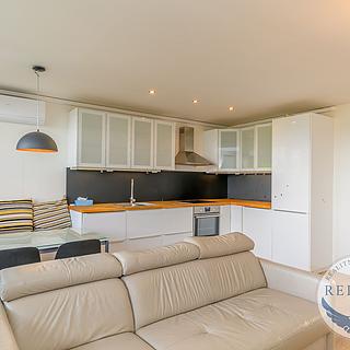 Pronájem bytu 3+kk 89 m&sup2; Praha