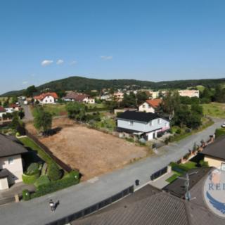 Prodej stavební parcely 866 m² Nový Knín, Nerudova