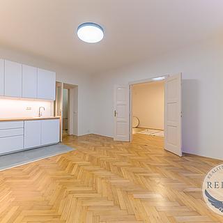 Pronájem bytu 2+kk 44 m&sup2; Praha