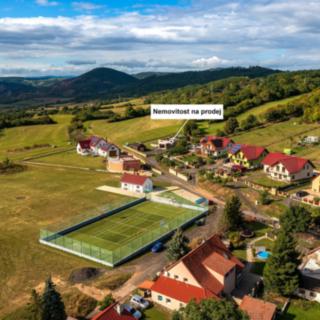 Prodej stavební parcely 1 672 m² Kamýk
