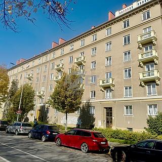 Prodej bytu 2+kk 56 m² Ostrava
