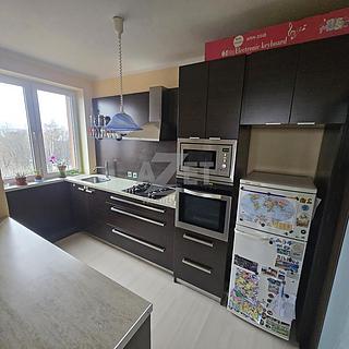 Prodej bytu 2+1 50 m² Havířov Město, Hlavní třída