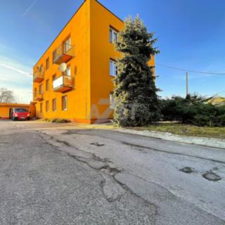 Prodej bytu 3+1 58 m² Otice, Hlavní