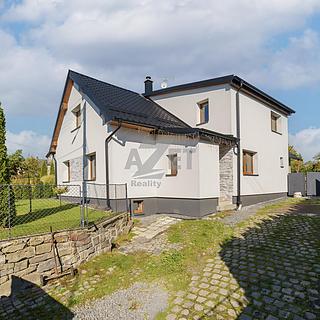 Prodej rodinného domu 200 m² Bítov