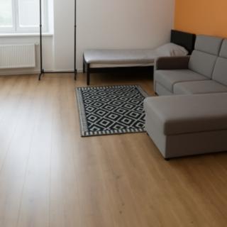 Pronájem bytu 1+kk a garsoniéry 32 m² Ostrava Moravská, Na Hradbách