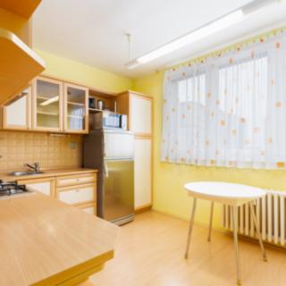 Prodej bytu 2+1 59 m² Opava Kateřinky, Holasická