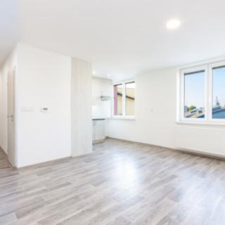Prodej bytu 2+kk 47 m² Opava Město, náměstí Osvoboditelů