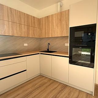 Pronájem bytu 3+kk 77 m² Opava Předměstí, Císařského pluku