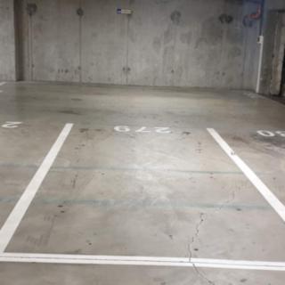 Prodej parkovacího místa 12 m² Praha