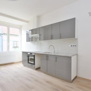 Pronájem bytu 2+kk 38 m² Zásmuky