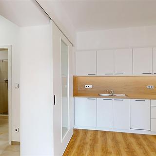 Pronájem bytu 2+kk 37 m² Beroun Beroun-Město, Na Parkáně