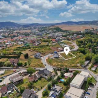 Prodej stavební parcely 810 m² Beroun