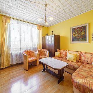 Prodej bytu 2+1 41 m² Karlovy Vary Stará Role, Fibichova