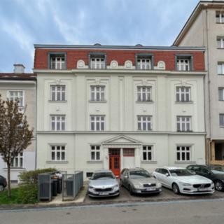 Pronájem bytu 2+1 74 m² Brno