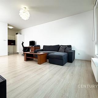 Pronájem bytu 2+kk 52 m² Praha