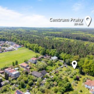 Prodej stavební parcely 1712 m² Úvaly