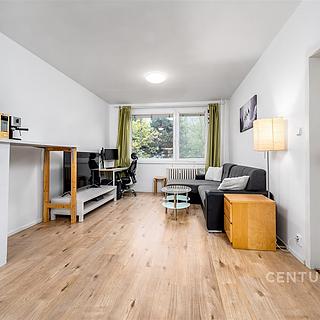 Pronájem bytu 2+kk 41 m² Praha