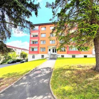 Pronájem bytu 2+1 65 m² Karlovy Vary Drahovice, Gagarinova