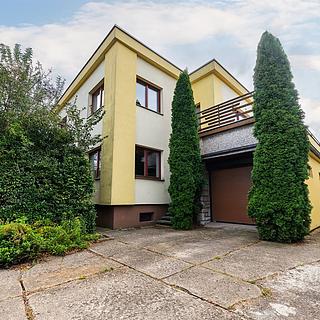 Prodej rodinného domu 199 m² Hroznová Lhota