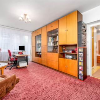 Prodej bytu 3+1 70 m² Praha Košíře, Hillebrantova