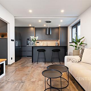 Prodej bytu 4+kk, 77m²