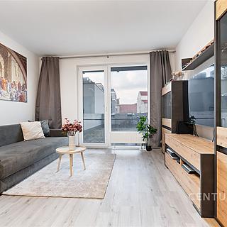 Prodej bytu 2+kk 43 m² Plzeň Jižní Předměstí, Poděbradova