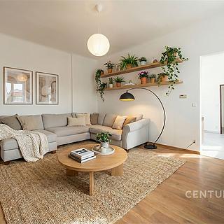Prodej bytu 4+kk 99 m² Praha Karlín, Pernerova
